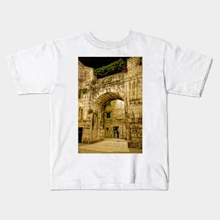 The Golden Gate to Old Split Kids T-Shirt